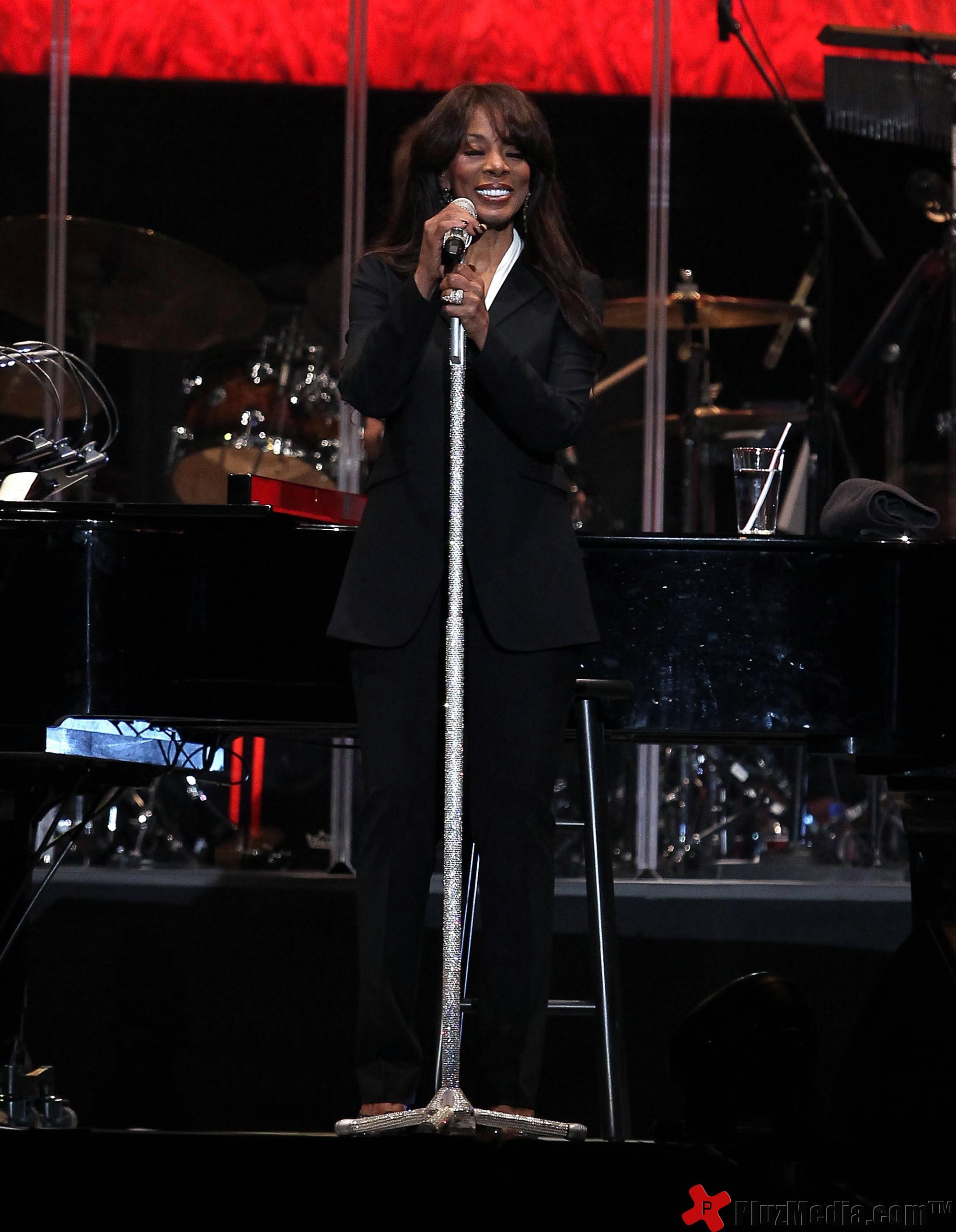 Donna Summer - David Foster and Friends in concert at Mandalay Bay Event Center | Picture 92624